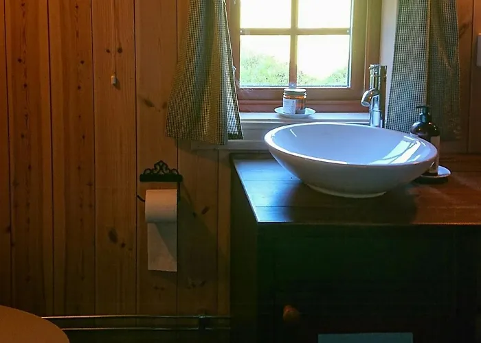 Restored From 1852 In Bergsjo Area Ferienhaus